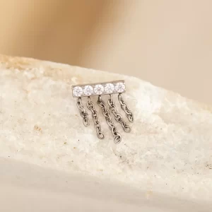 barra con circonitas y cadenas