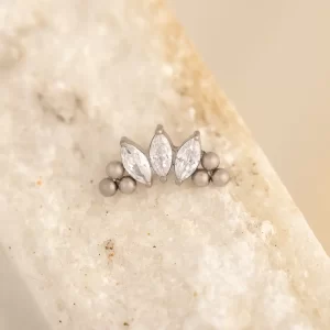 marquise con filigrana