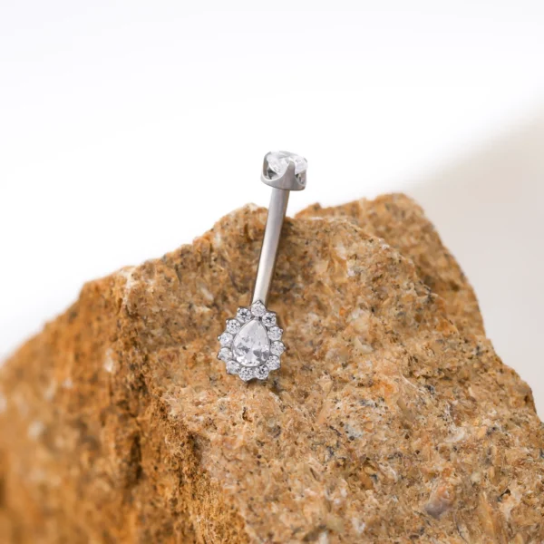Navel Bloom Zircon